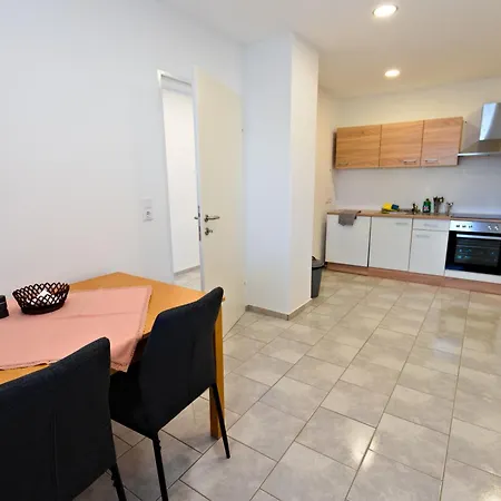 Zirbitzblick Appartement Fohnsdorf